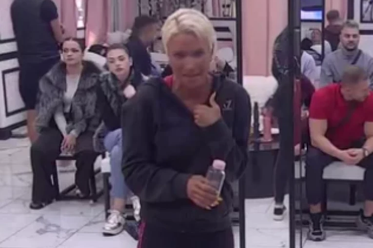 DRAMA U ELITI! Jasenki se NAGLO SLOŠILO, dobila informacije iz spoljnog sveta, HITNO prekinut program!