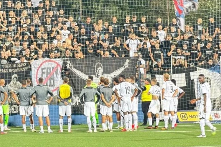 GROBARI REAGOVALI POSLE BLAMAŽE PARTIZANA! O ovim scenama u Surdulici će se pričati! (VIDEO)