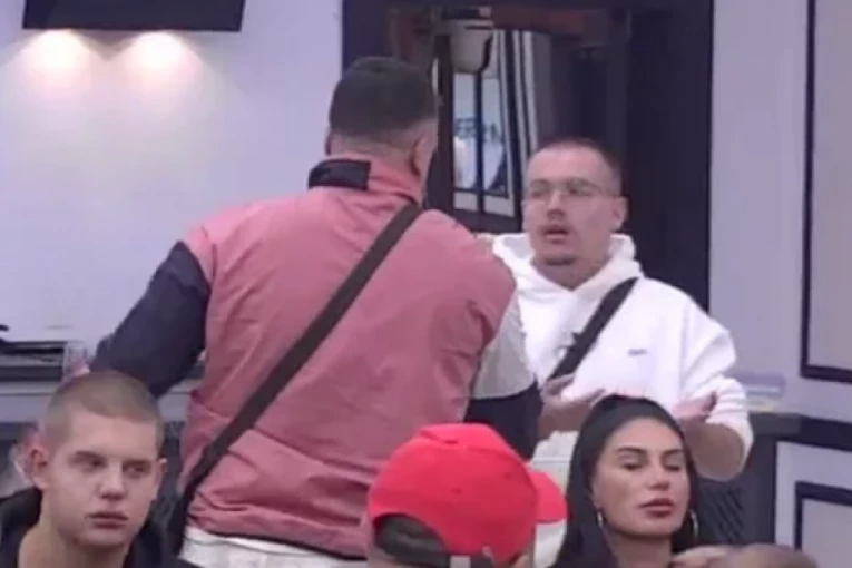 HITAN PREKID PROGRAMA! Terza NASRNUO na Daču, on otkrio ISTINU o AFERI koja je tresla Elitu!