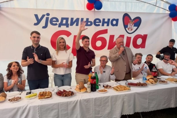 "MI SMO TU ZA NAROD I DA ZA NAROD RADIMO!" Miloš Pavlović posetio Vučje! (FOTO)