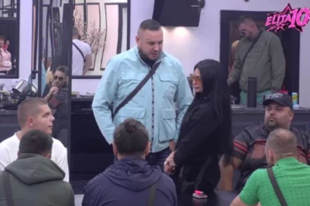 MAJKA ALEKSANDRE JAKŠIĆ OTKRILA DETALJE O NJENOM BIVŠEM: Hitno uključenje uživo u program nakon skandala sa Filipom Carem! (VIDEO)