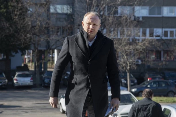 Djilasivci se sprdaju s blokaderima na društvenim mrežama