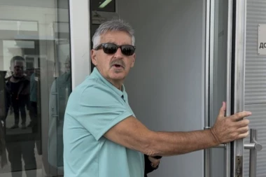 PUN KO BROD! ŽELJKO MITROVIĆ ODREŠIO KESU! Isplivale informacije o honoraru Dragana Stojkovića Bosanca!
