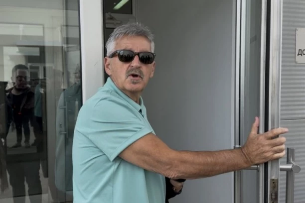 PUN KO BROD! ŽELJKO MITROVIĆ ODREŠIO KESU! Isplivale informacije o honoraru Dragana Stojkovića Bosanca!
