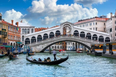 KAKAV ŠOK! Poznata turistička destinacija će turistima naplaćivati ulazak čak 30 evra!