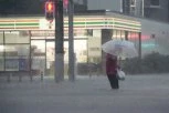 IMA POGINULIH, 1,6 MILIONA LJUDI SE SPREMA ZA EVAKUACIJU, OTKAZANO BLIZU 500 LETOVA...! Japan pogodio tajfun, scene kao iz horor filma! (FOTO)