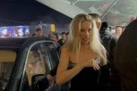 RADA MANOJLOVIĆ ULETELA KOLIMA U MASU: Napravila totalni haos na Šabačkom vašaru! (VIDEO)