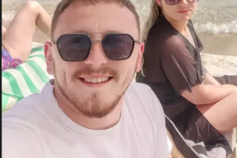 Goran sa suprugom