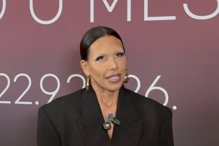 Kaja Ostojić, pevačica
