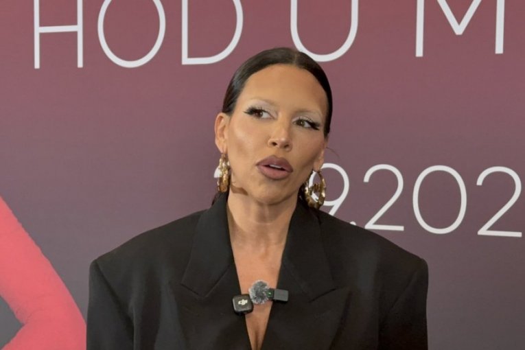 Kaja Ostojić, pevačica