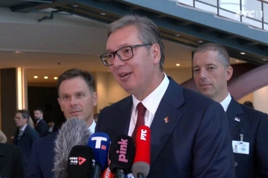 "DRŽAO SAM SE POLITIKE SRBIJE - SLOBODNE, NEZAVISNE DRŽAVE!" Vučić posle obraćanja u UN poručio: Mene interesuje šta misli narod!