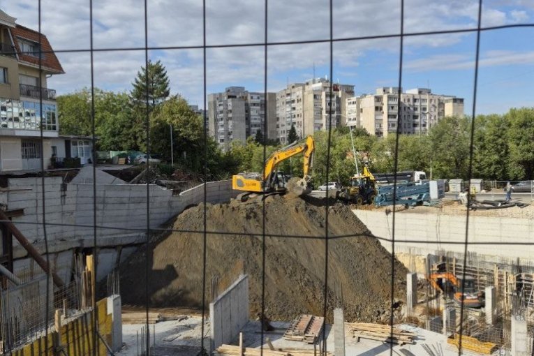 Jutro nakon obrušavanja u Vojvode Vlahovića