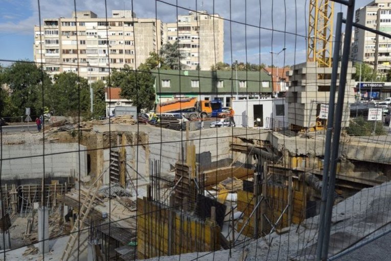 Jutro nakon obrušavanja u Vojvode Vlahovića