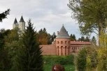 JEDAN SVEŠTENIK UBIJEN, A DVOJICA RANJENI: Napadač nožem nasrnuo na ukupno pet osoba u katoličkom manastiru u Poljskoj