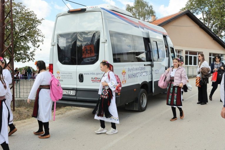 Miholjski susreti sela opštine Ražanj
