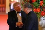 DA LI JE TRAMP STVARNO PONUDIO SI ĐINPINGU AMERIČKO ORUŽJE? Jedan Trampov odgovor je sve objasnio!