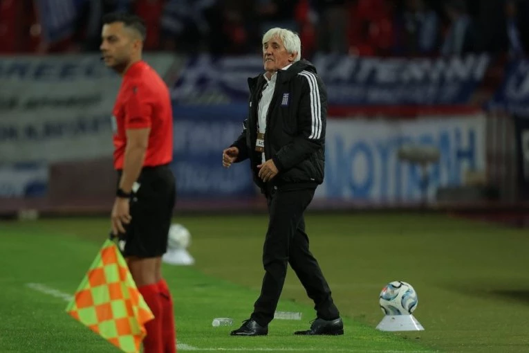 Urnebesna psovka selektora Grčke na srpskom: Ovo mu je izletelo kada su dali pobedonosni gol
