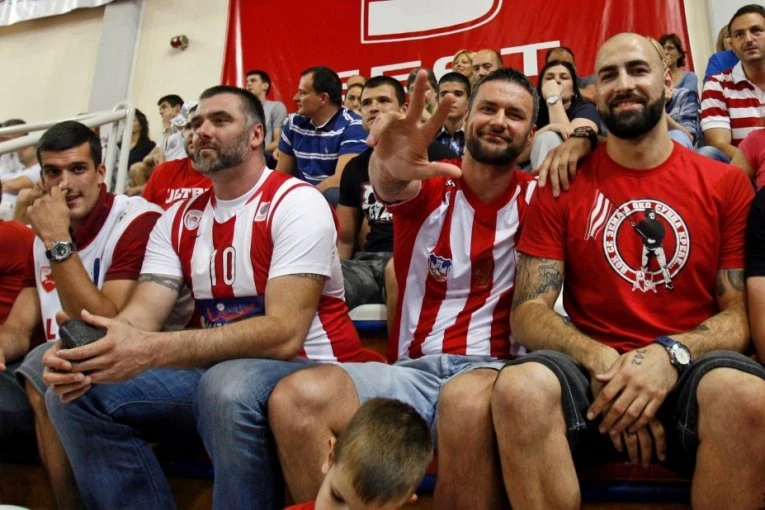 Čudo se dogodilo! Grobari veličaju legendu Crvene zvezde!