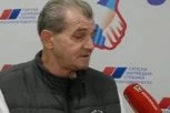 "UDARIO ME JE S LEĐA, A ONDA..." Napadnuti aktivista opisao jezive trenutke: Sekeruš nasrnuo na njega sekirom, pa krenuo na žene