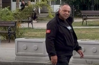 ISPLIVAO SNIMAK STRAVIČNOG NAPADA SEKERUŠA SEKIROM U KULI! Ovo je neoboriv dokaz, ali i slika i prilika blokadera i njihove nasilničke politike! (VIDEO)