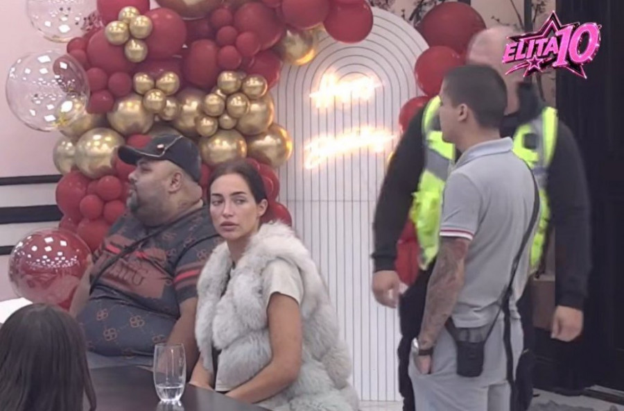 OBEZBEĐENJE OPKOLILO BELU KUĆU! Evo šta se dešavalo u Beloj kući TOKOM REKLAMNOG BLOKA - LOM! (GALERIJA)