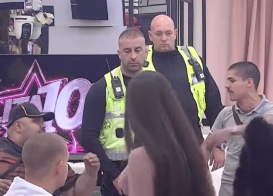 OBEZBEĐENJE OPKOLILO BELU KUĆU! Evo šta se dešavalo u Beloj kući TOKOM REKLAMNOG BLOKA - LOM! (GALERIJA)