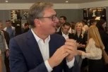 "PEVAĆU IM ISTU PESMU I 25. OKTOBRA UVEČE!" Vučić posvetio ovu pesmu političkim protivnicima! (VIDEO)