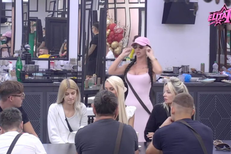 Slađa Poršelina, starleta