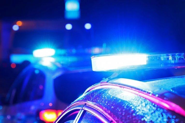 RUS UGRIZAO POLICAJCA ZA RUKU! Filmsko hapšenje u Novom Sadu, pronađeni milioni i četiri kilograma droge