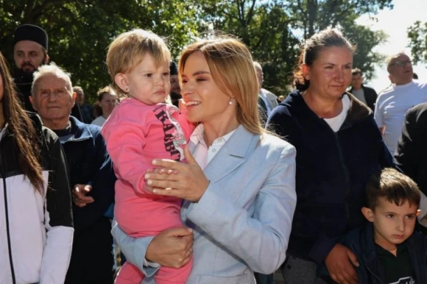 Đurđević Stamenkovski sa Srbima u Preševu: Najavila poseban program podrške za ovaj kraj! (FOTO)