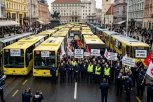 ŠTRAJK PARALISAO ZAGREB! Ne voze tramvaji ni autobusi, nema ni odvoza smeća, taksisti PAPRENO DIGLI CENE! (FOTO)