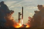VELIKI USPEH ILONA MASKA! Najveća raketa kompanije SpaceX prvi put kruži oko Zemlje - SNIMCI SU SPEKTAKULARNI! (FOTO, VIDEO)