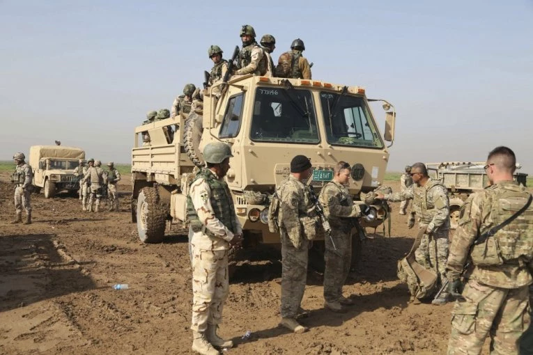 TOTALNO POVLAČENJE! Američka vojska napušta Irak posle DVE DECENIJE!