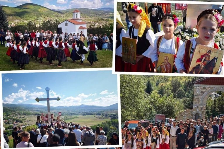 U DREVNOJ SVETINJI OSVEĆEN KRST VISOK DEVET METARA: Veliko crkveno-narodno sabranje na levoj obali Ibra (FOTO)