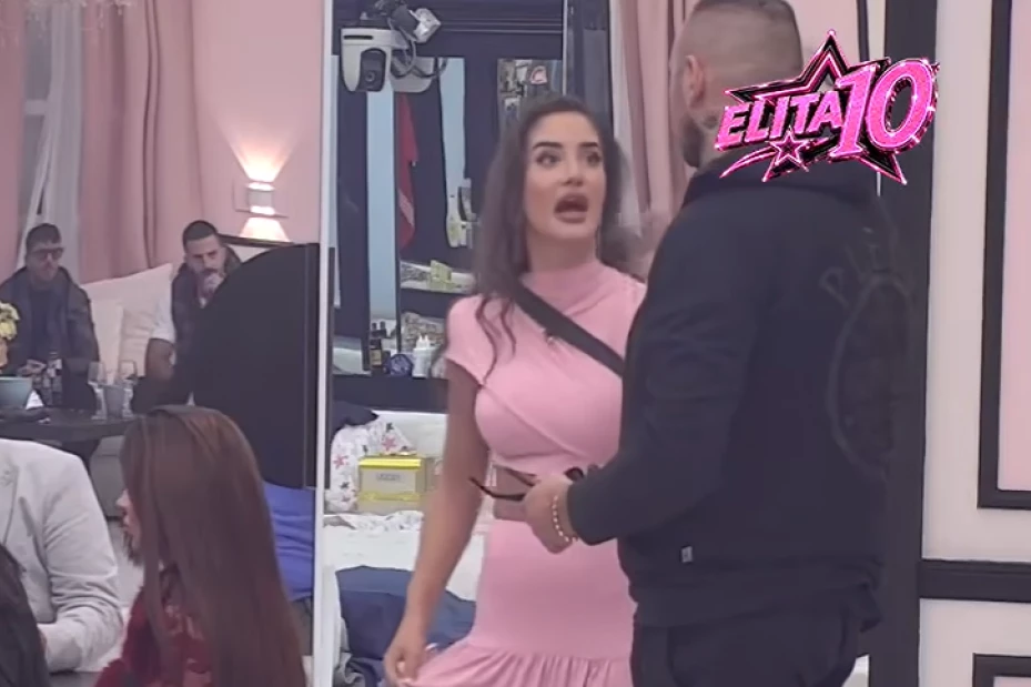ANĐELA ĐURIČIĆ "SAHRANJENA" UŽIVO NA PINKU, OBELODANJENE NAJJEZIVIJE STVARI IZ PROŠLOSTI! Kako će ovo objasniti svom budućem dečku?