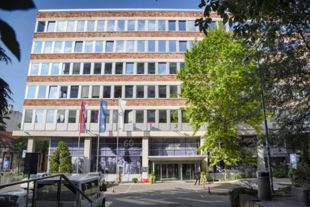 "NE PRIHVATAMO IZVINJENJA, SAMO OSTAVKE!" Studentska lista se oglasila nakon Dnevnika 2 na RTS!