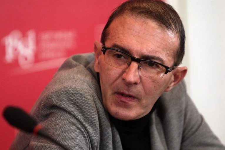 PREMINUO NEBOJŠA RADOŠEVIĆ, NOVINAR KOJEG JE OTELA OVK! Svedočio o stravičnom zarobljeništvu i torturi