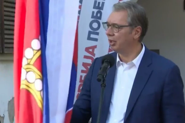 VUČIĆ POSETIO KLADOVO: Predstoje nam ogromne investicije (FOTO, VIDEO)