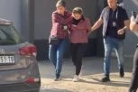 PALA KURTIJEVA BLOKADERKA U SRBIJI! UHAPŠENA IZDAJNICA SRBIJE NATAŠA PETROVIĆ, simpatizerka BLOKADERSKOG POKRETA, poznata po vezama U TRULOM ŽUTOM PREDUZEĆU! (FOTO)