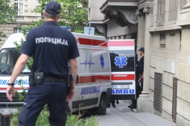 DAVIO PARTNERKU, PA JOJ NOŽEM RASEKAO VRAT! Uhapšen muškarac u Nišu zbog pokušaja ubistva!