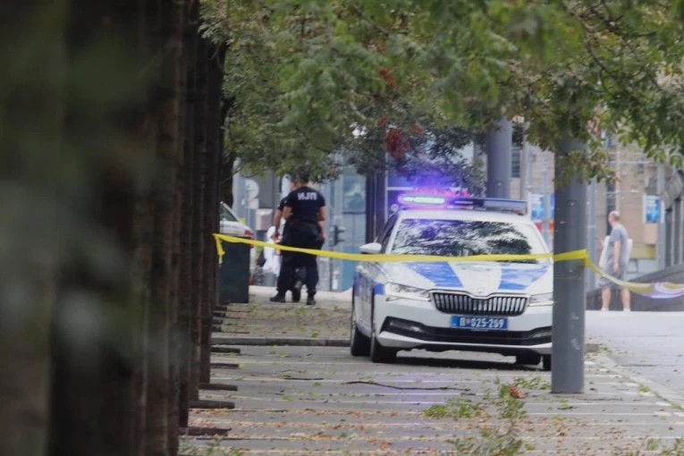 JELI PLJESKAVICE, A ONDA JE ULETEO NJEN MUŽ I NASTAO JE HAOS! Potpuni karambol na Voždovcu - ljubavnik izbo supruga, žene sprečile veću tragediju!