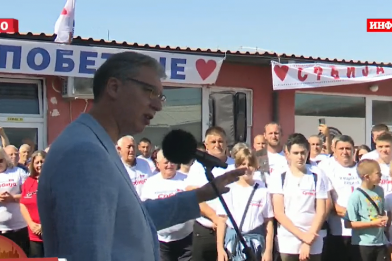 Vučić u Šimanovcima