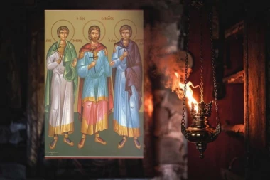 MEDVEDICA NIJE NAPALA HRIŠĆANINA KOJI JU JE VUKAO ZA UŠI, A ONDA JE NJEGOV MUČITELJ DONEO JEZIVU ODLUKU: Danas slavimo Svete Trofima, Savatija i Dorimedonta