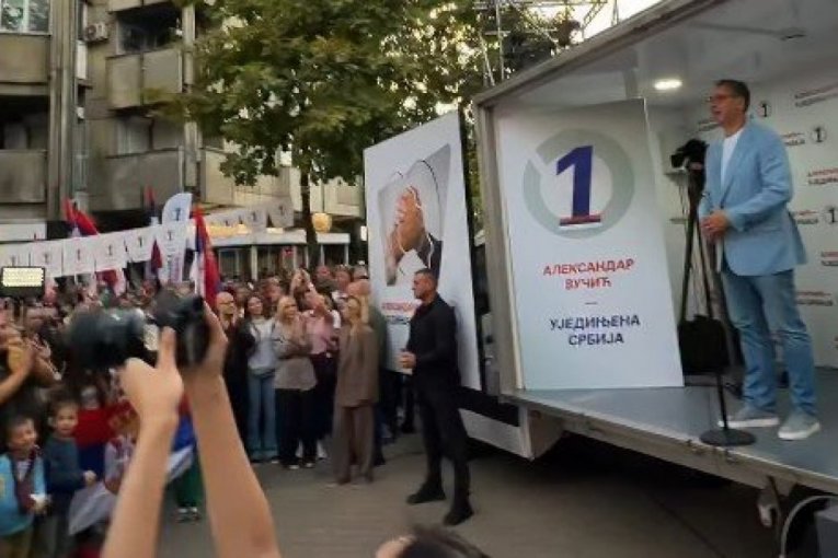 Društvene mreže/avucic/printscreen