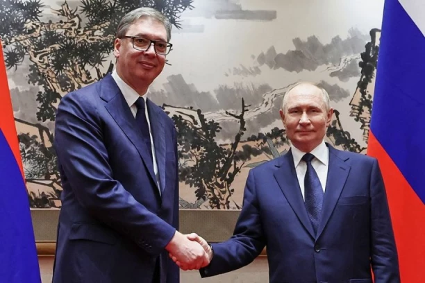 VUČIĆ ČESTITAO ROĐENDAN PUTINU: Cenim reči podrške koje ste nedavno uputili meni lično, ali i podršku koju Rusija pruža Srbiji
