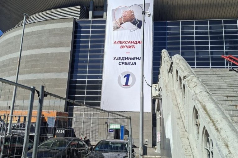 Atmosfera ispred Arene
