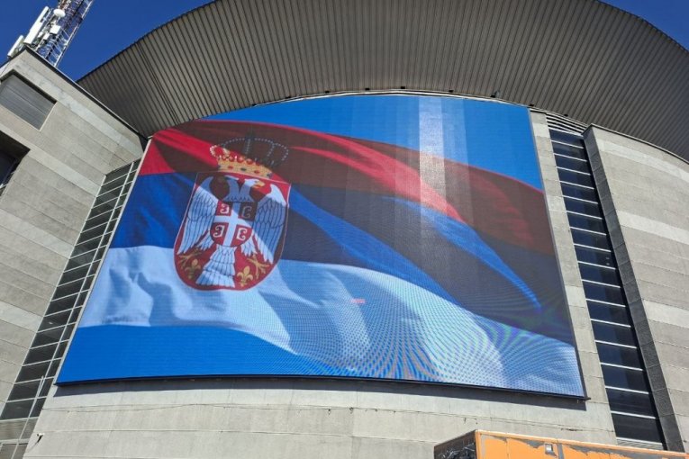 Atmosfera ispred Arene