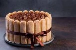 Raskošna MARKIZA torta sa piškotama: Nema pečenja, lako se pravi, a bogat krem i lešnici tope se u ustima