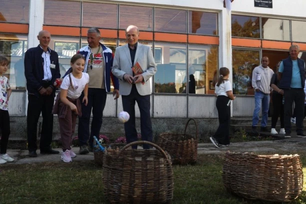 KRKOBABIĆ: KREMANSKO PROROČANSTVO SE ISPUNILO, ŽIVE MIHOLjSKI SUSRETI