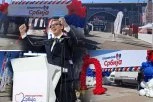 VELIKI SKUP "UJEDINJENA SRBIJA"! Sve više građana kod Arene, zastave se vijore na sve strane! (FOTO, VIDEO)